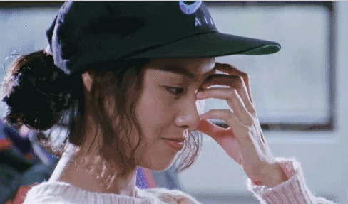 她被誉为“最美紫霞”，曾与星爷假戏真做，险些陷入“尺度”泥潭