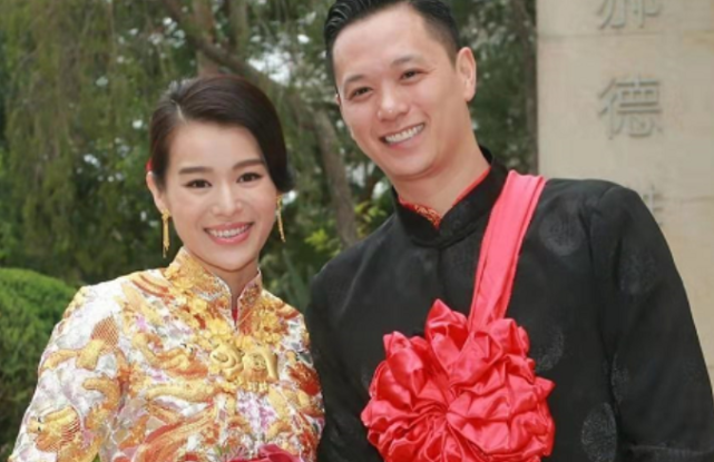 胡杏儿回应了,称老公是大男人不愿先低头