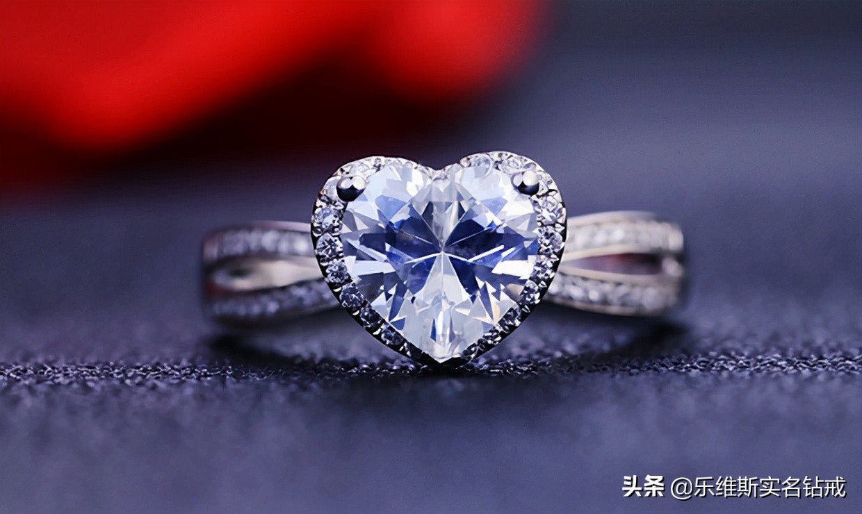 什么是頂級鉆戒？頂級鉆戒貴不貴？國慶節買頂級鉆戒劃算嗎？