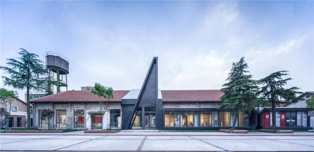 在城市的过往中寻找新生的力量，武汉良友红坊旧改设计欣赏