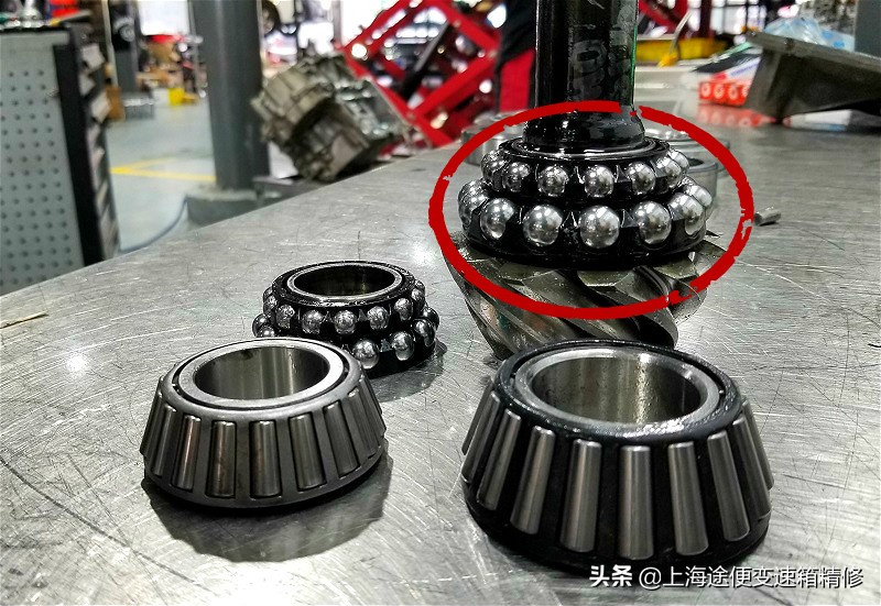 老师傅亲自演示，卡迪拉克ATS加速抖动，有异响原来是后桥坏了