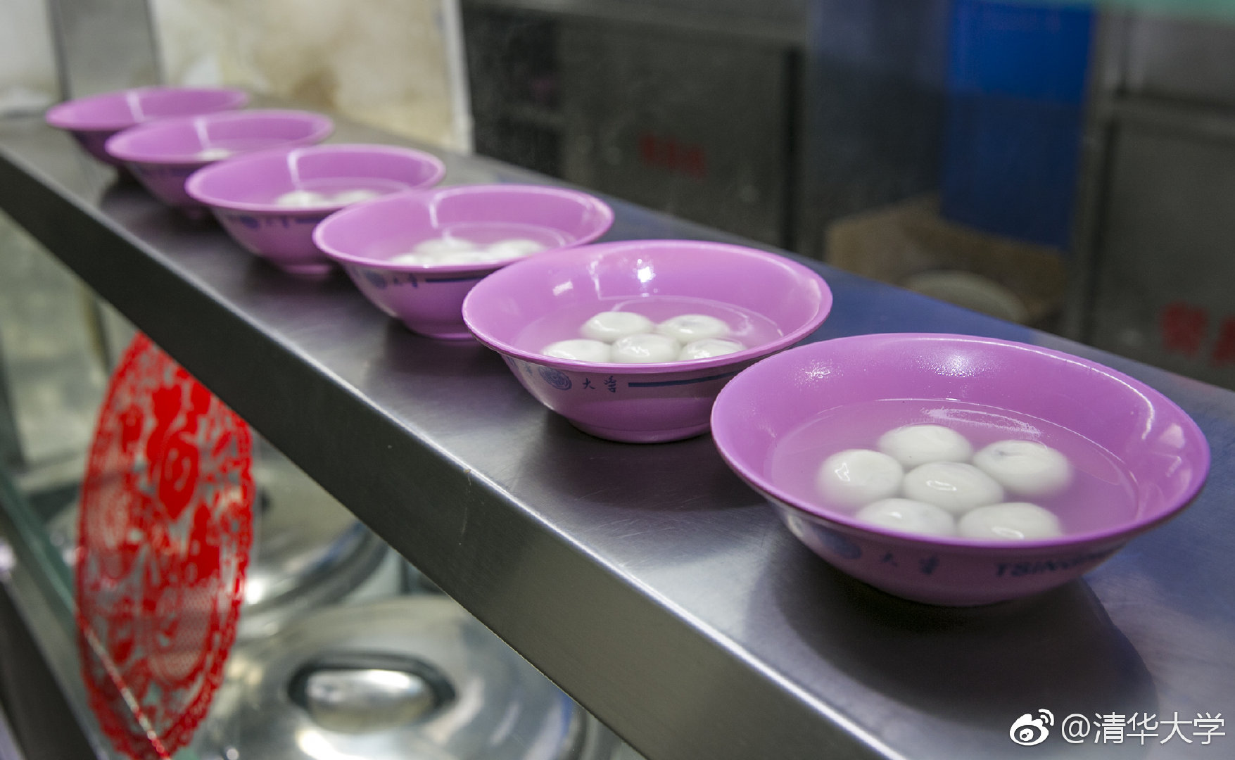 清华大学的伙食有多好？厨师年年外出学艺，为了吃，高考也值得拼