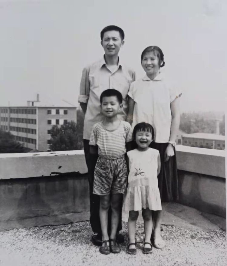 《我的生命轨迹》作者：冯复加，美篇制作：李武兵