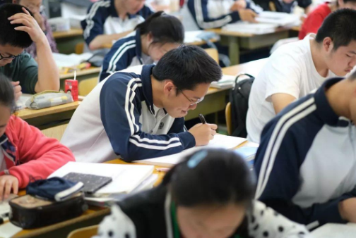 虽是“双非院校”，却备受国家电网青睐，毕业生就业率达95%以上