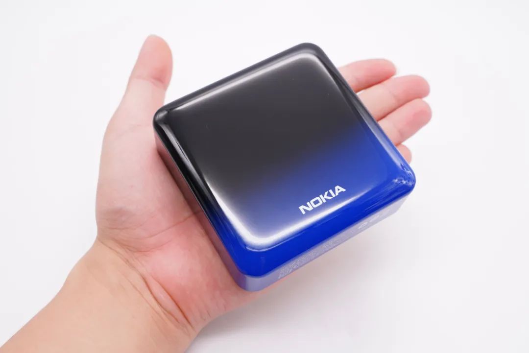 拆解報告：NOKIA諾基亞22.5W快充移動(dòng)電源P6202-充電頭網(wǎng)