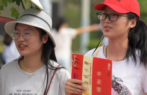 大一新生开学后要迁户口吗？辅导员给出答案，这一类学生最好别迁