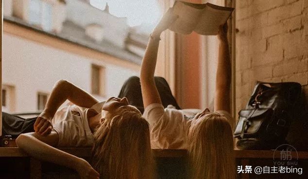 父母去世，姐姐都没回来看一眼：有些亲人，比想象中的更“狠毒”