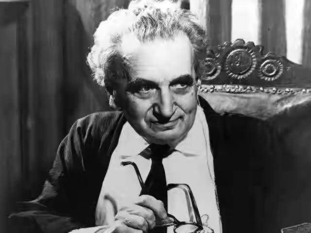 98岁钱学森去世，天降大雪，三军仪仗队抬棺，数十万人含泪送行