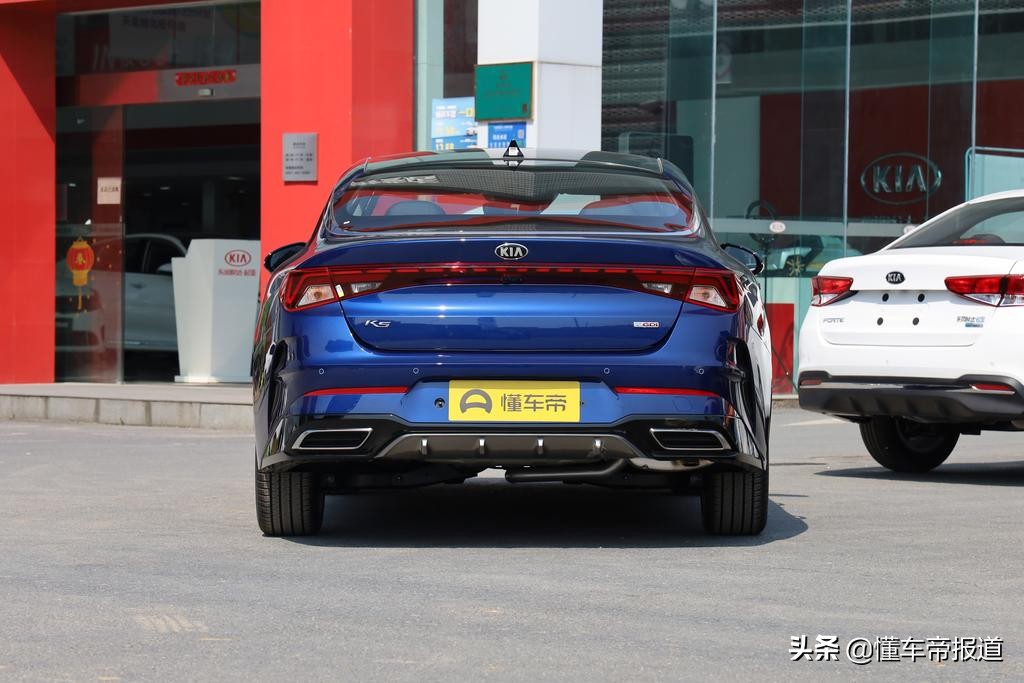 新车 </p><p>　　 将溜背进行到底，实拍东风悦达起亚全新一代K5凯酷