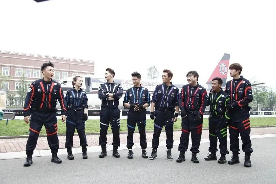 金堂一高校被誉为“四川最美大学”，民航类专业非常有优势