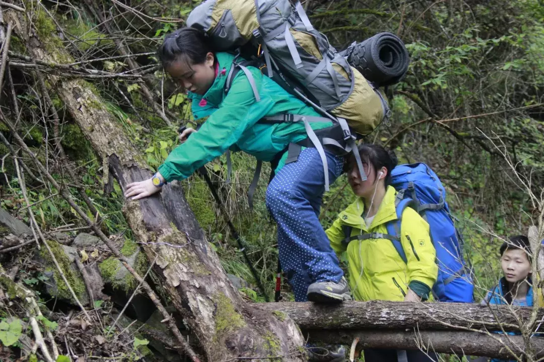 牛津国际公学---一所纯英式教育寄宿制国际学校