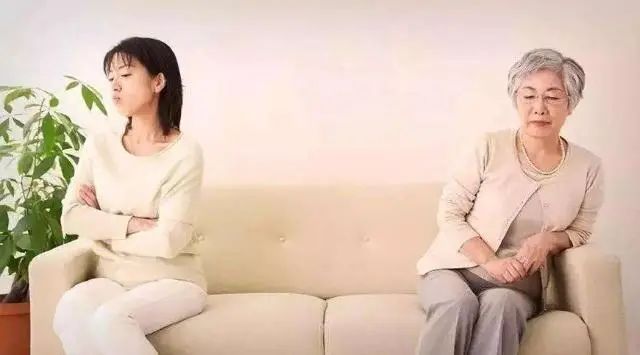 **婆婆有这3个特征，建议分开居住的十大理由**