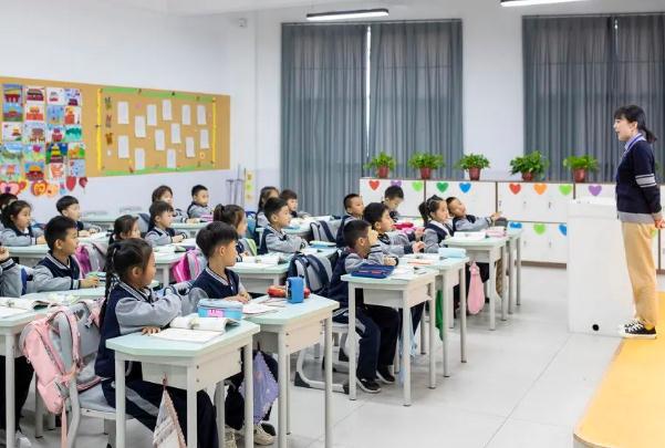 双减之下，公立学校实行减负，那私立学校是否会更吃香？