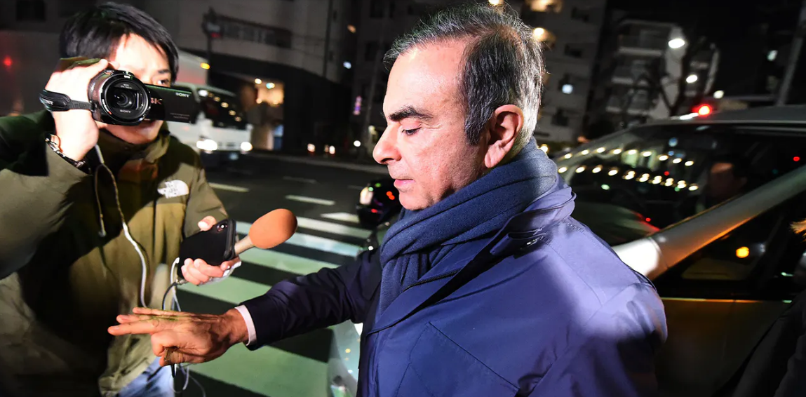 日产汽车老总放弃15亿保释金潜逃：特种部队营救、私人飞机偷渡