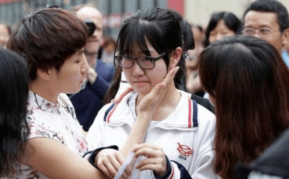 高中生标准身高表出炉，是人高马大还是小巧，学生看完就知道了