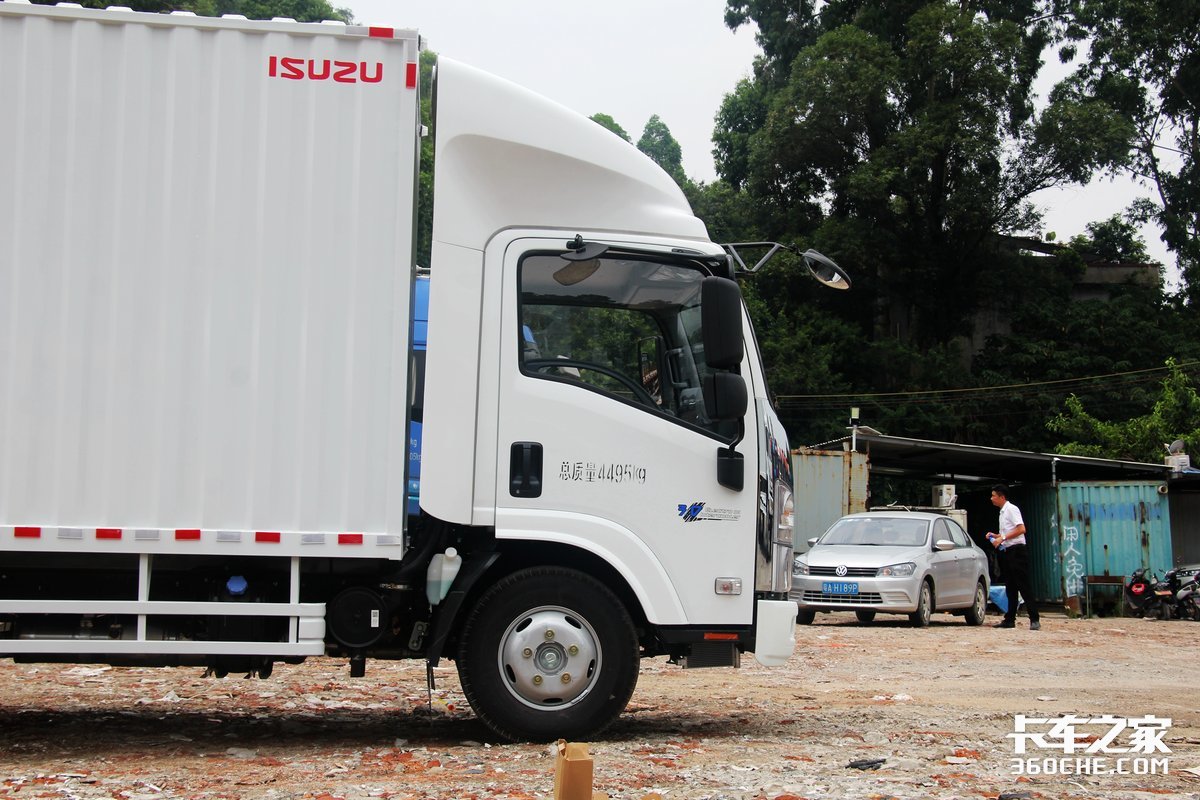 �����ʻ����4KH1����������ʵ������M100�����Ῠ