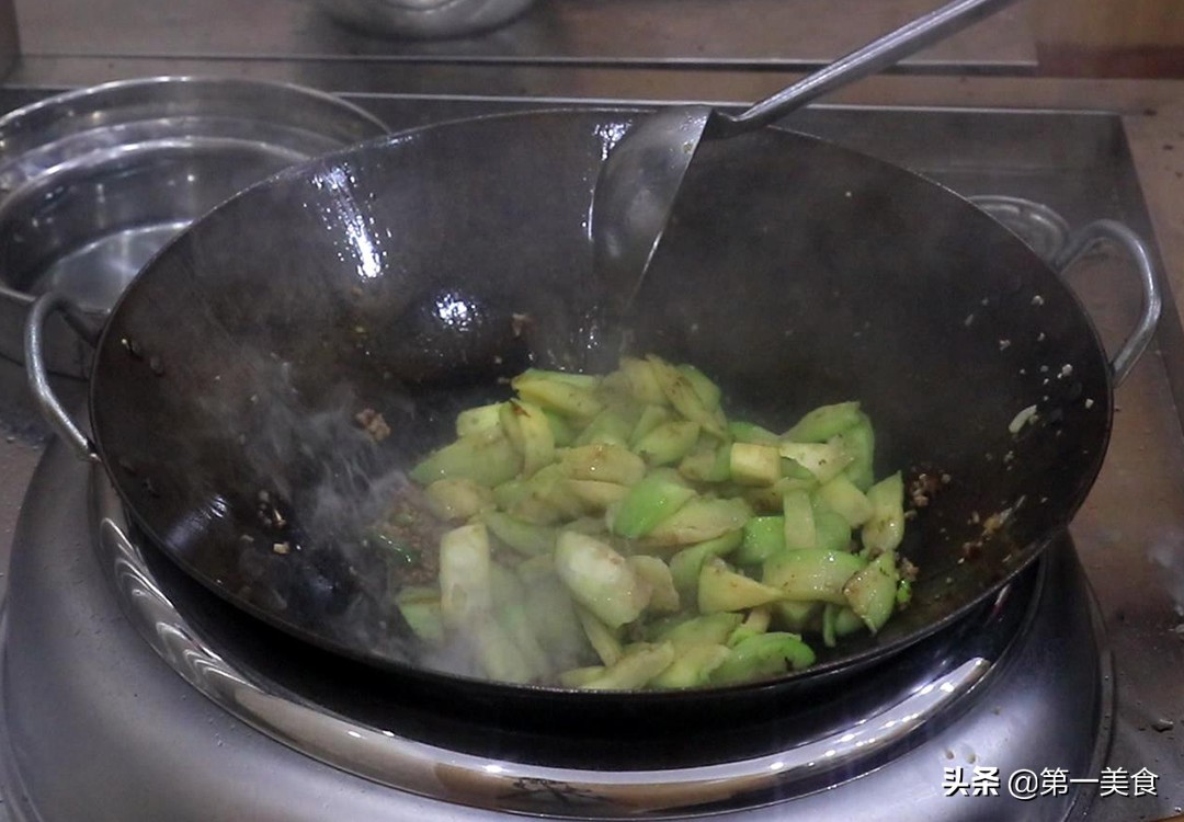 肉末茄子的做法,肉末茄子的做法 家常視頻