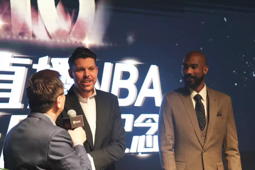 A百视通NBA官网(十年直播12000 场比赛，百视通与NBA合作精彩正当十)