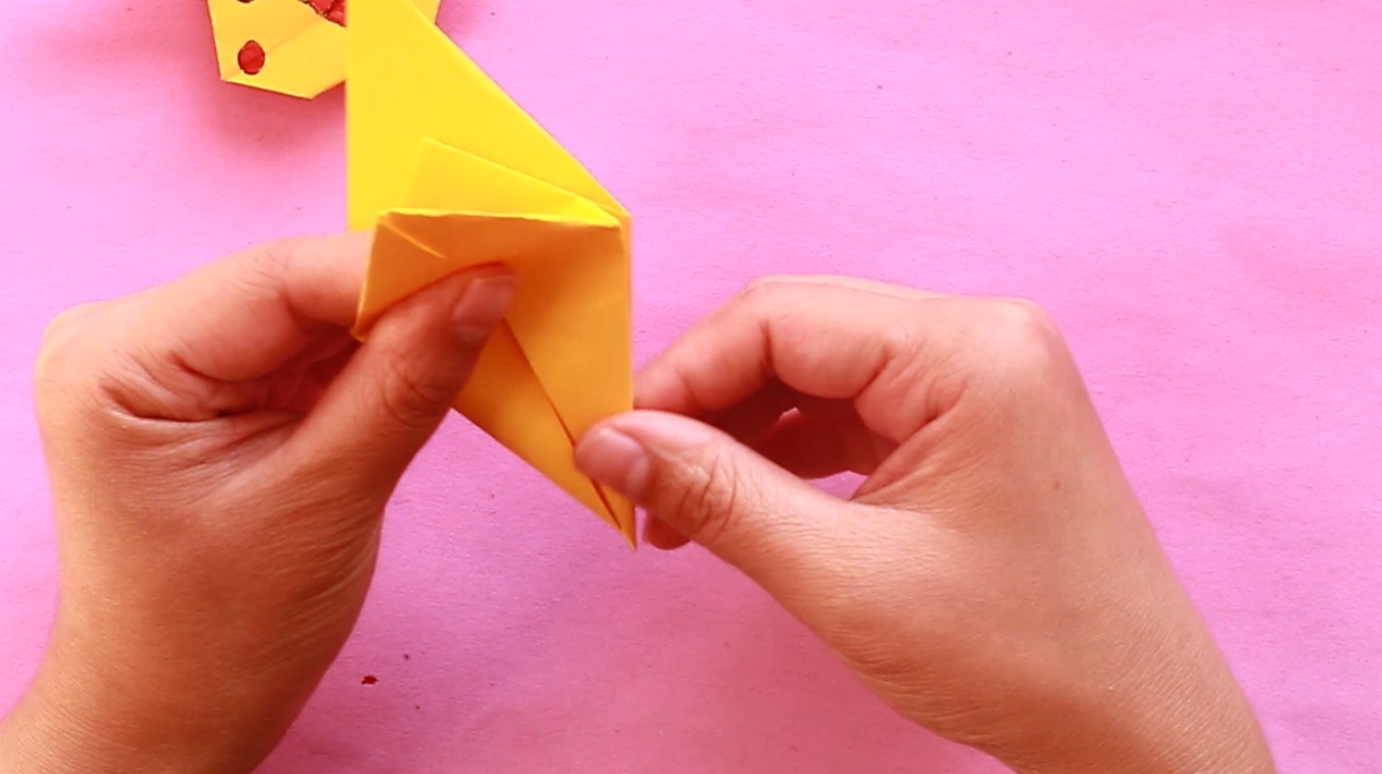 皮卡丘怎么做(橡皮泥皮卡丘怎么做)