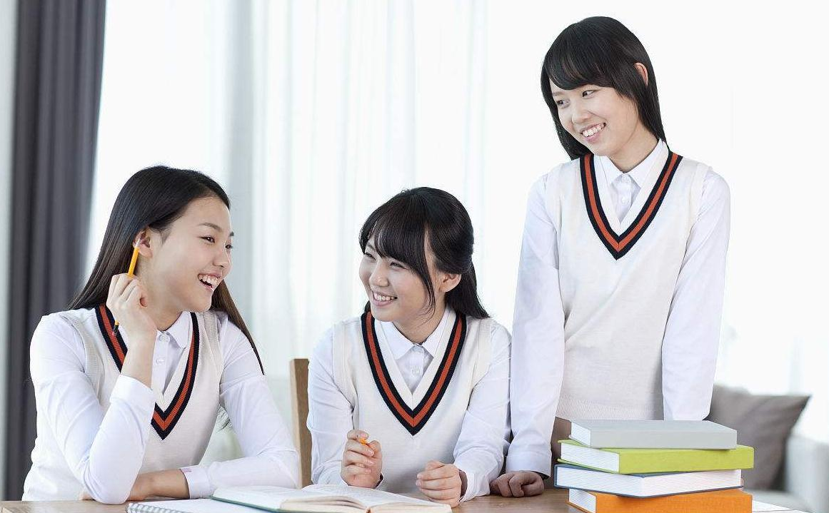 西安一高中拟国庆补课遭学生投诉，学校整改彻底，家长忧心忡忡