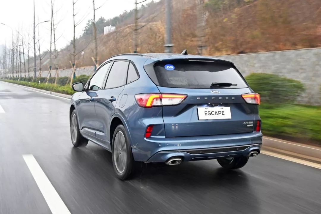 标配2.0T+8AT，福特发大招，全新SUV锐际上市，售价18.98万起