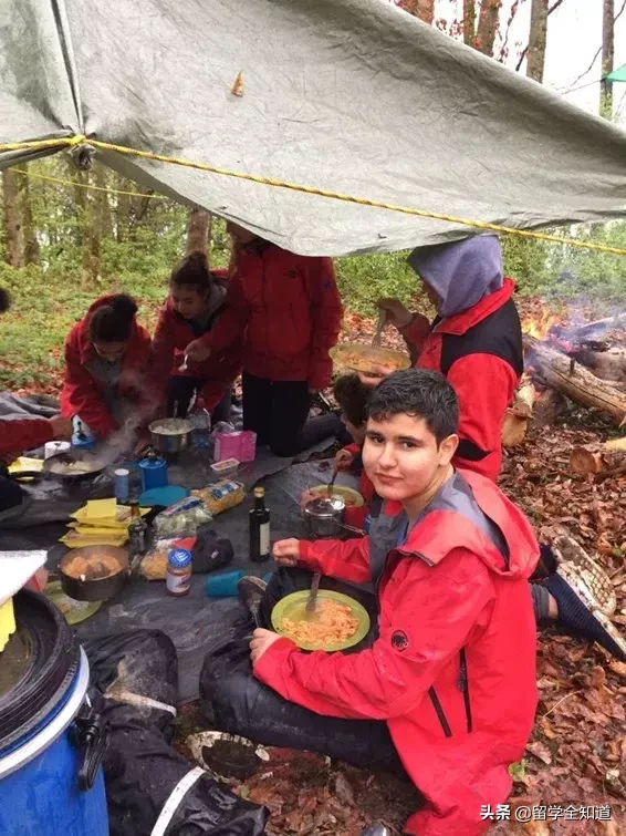 李嫣13岁留学瑞士，一年学费84万人民币｜留学真的越贵越好吗？