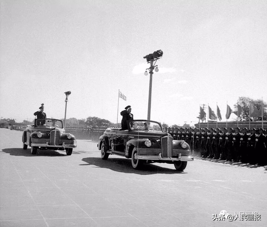 珍藏版！历次天安门广场的阅兵影像
