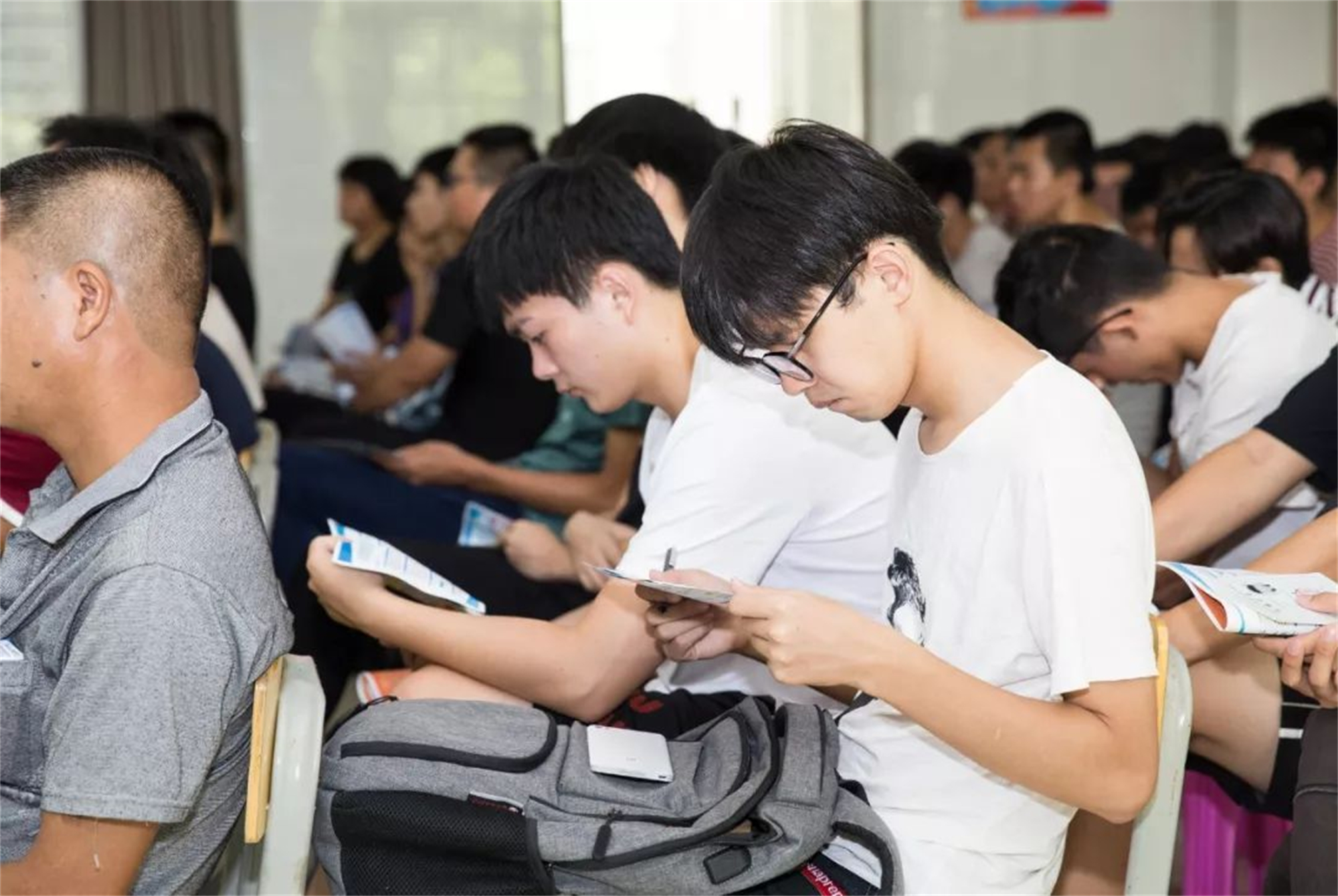 “惊不惊喜”？没有填报志愿，却收到了大学录取通知书