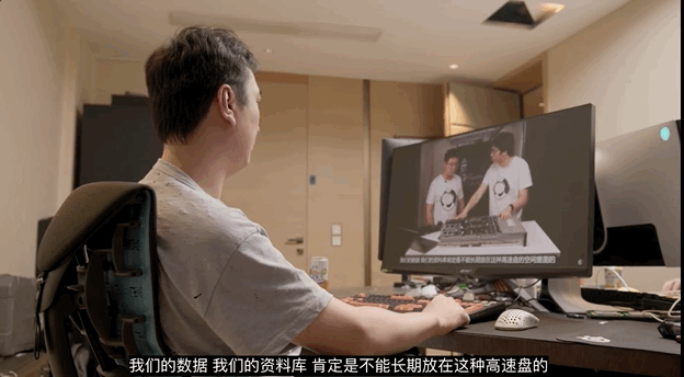跑分全球第4！王思聪「随手」装了台服务器，网友：壕无人性