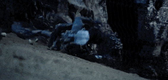 “小公爷”朱一龙，曾跑龙套10年，30岁逆袭成顶流，戏外仍未婚