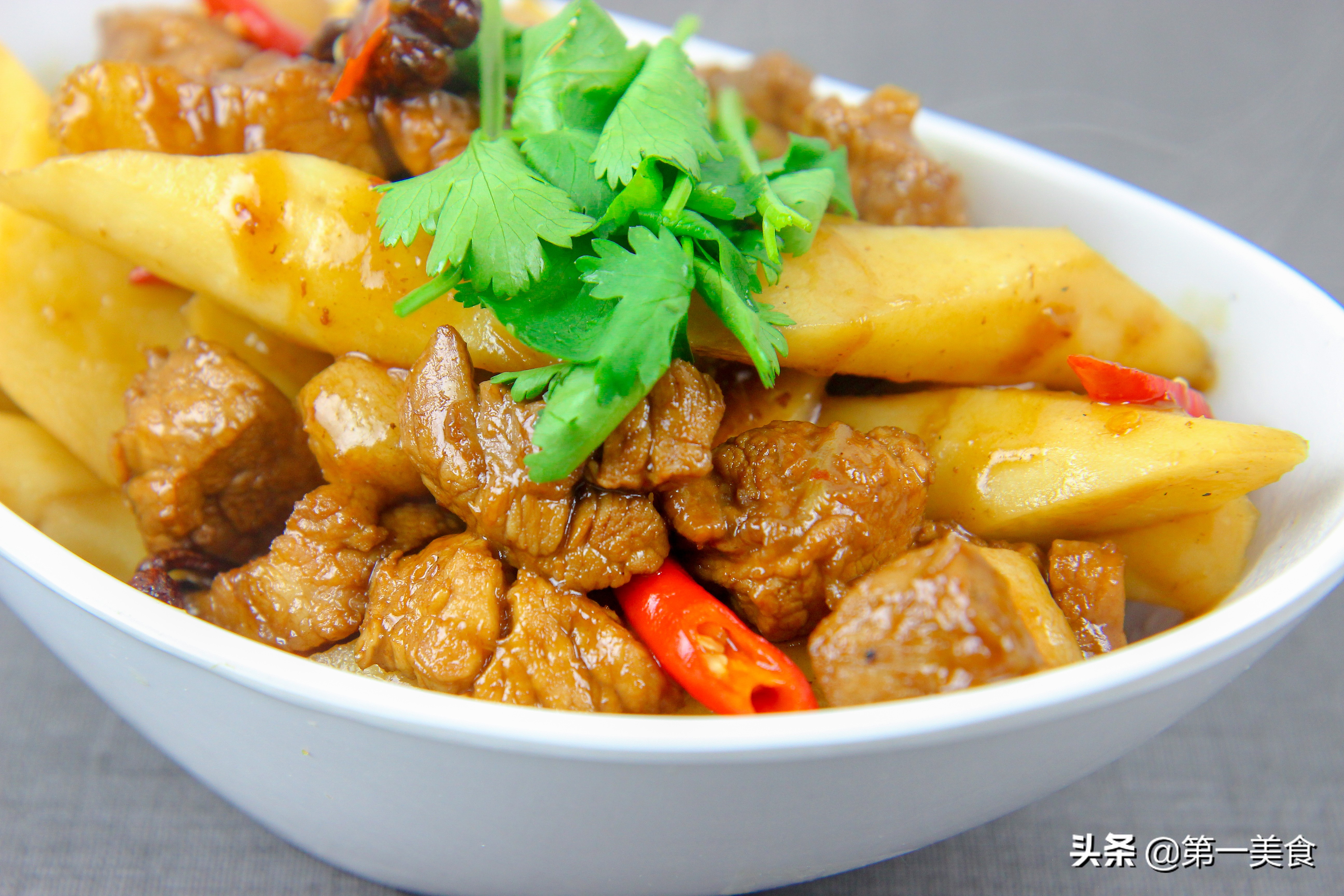 肉丁,肉丁炸醬的做法