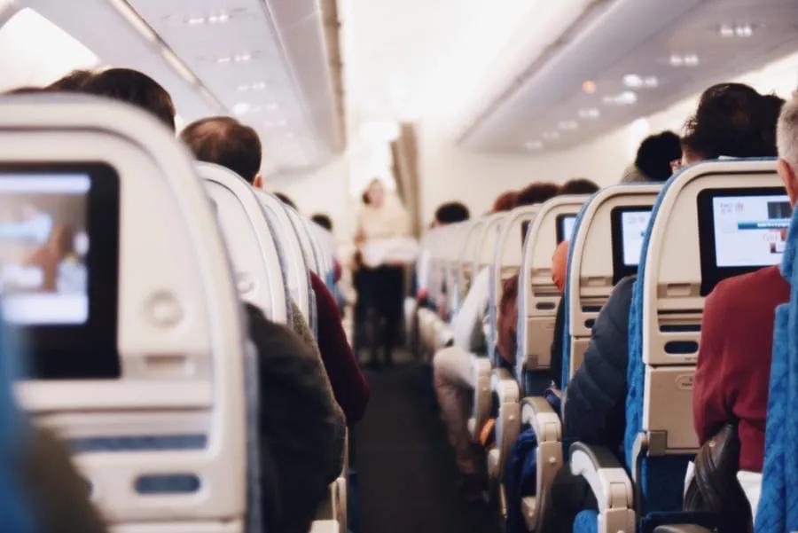 经济舱飞机选座位什么位置好，一读就懂的选座小妙招？