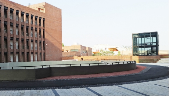 专科生也有铁饭碗！这5大“铁路”专科院校了解下，就业率很突出