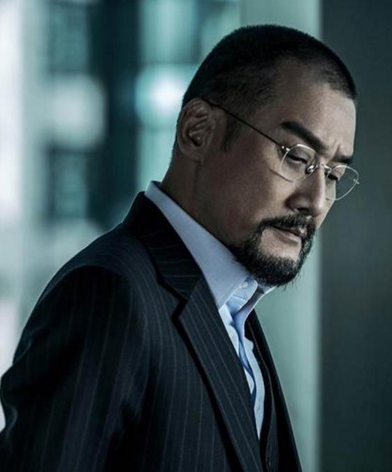 天生影帝梁家辉:成为影帝需要多少年?1年