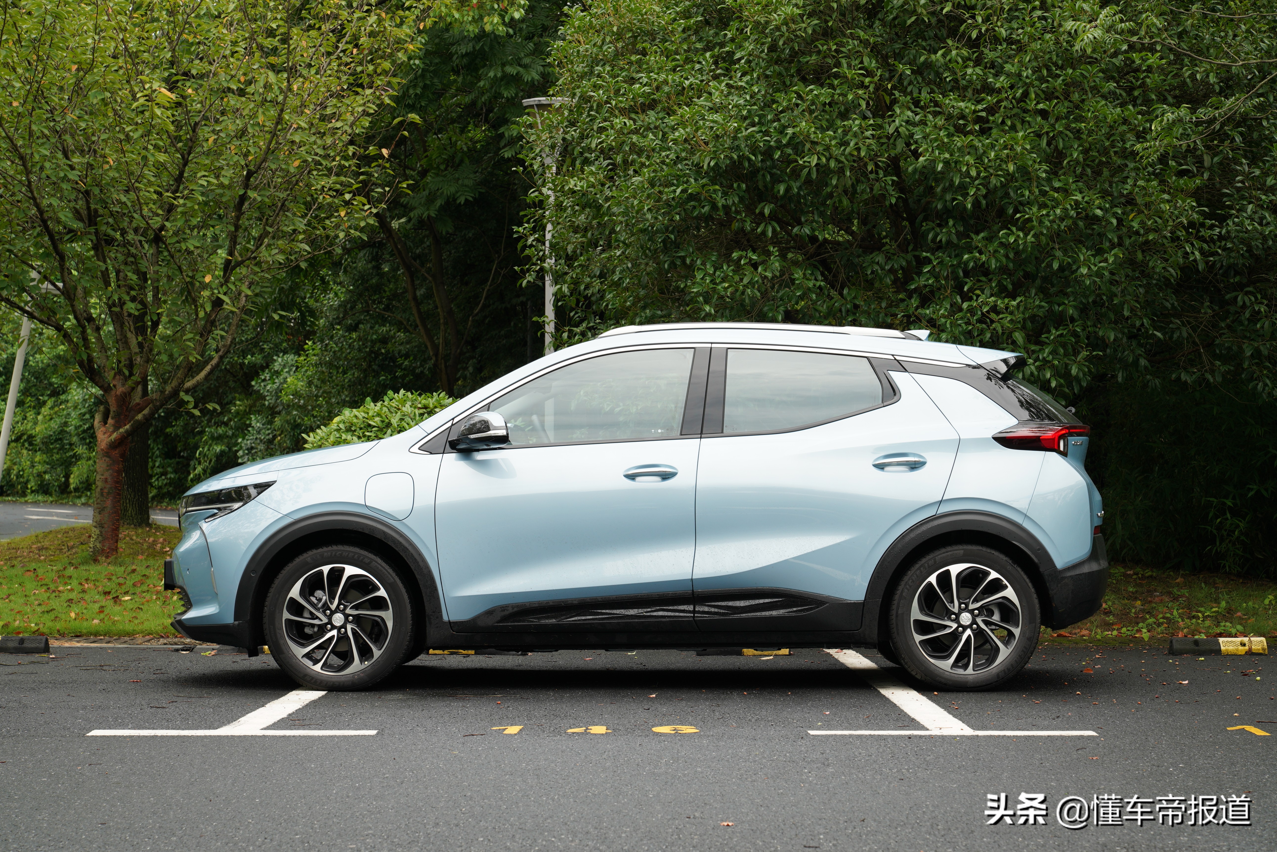 新车 | 成熟进化 试驾上汽通用别克微蓝7