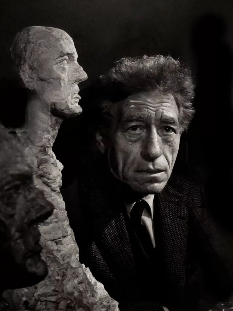 “摄影界伦勃朗”，拍下无数伟大的时代面孔，每一张都充满了故事