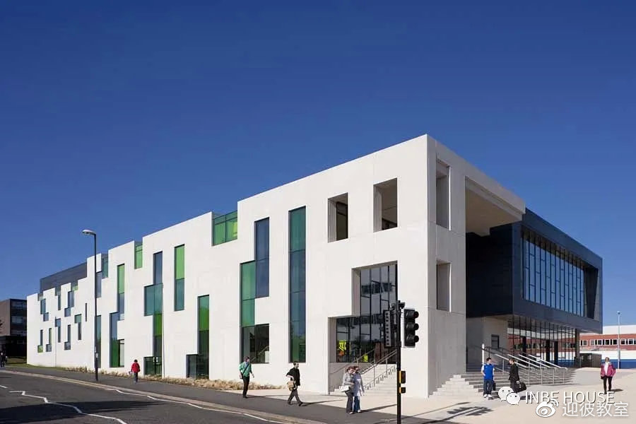 英国桑德兰大学一年制工商管理硕士