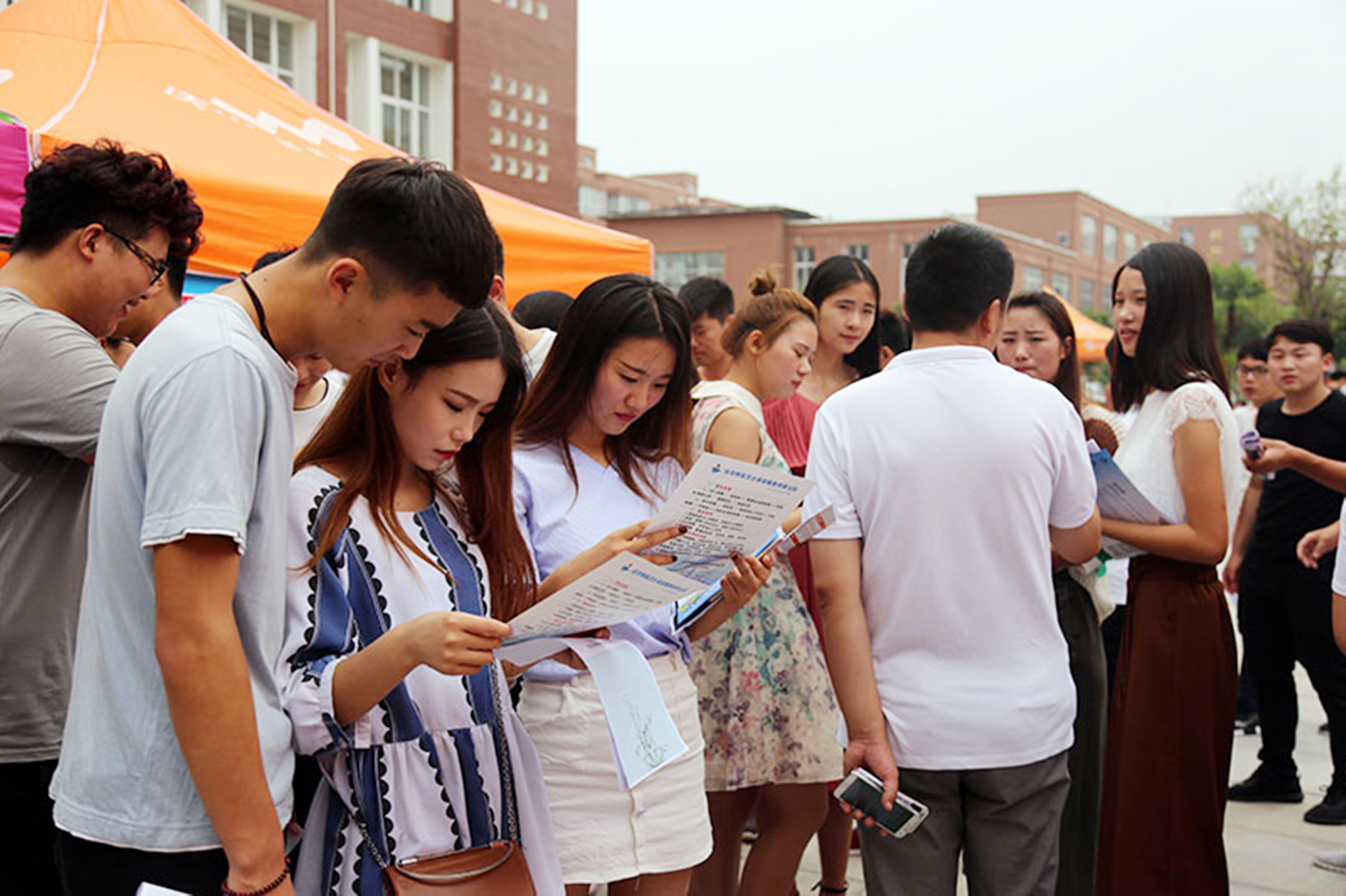 挂科只能去“四非院校”读研吗？掌握好方法，让你实现名校读研梦