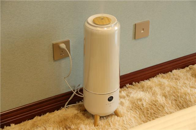 小熊加湿器使用说明（小熊加湿器体验测评）
