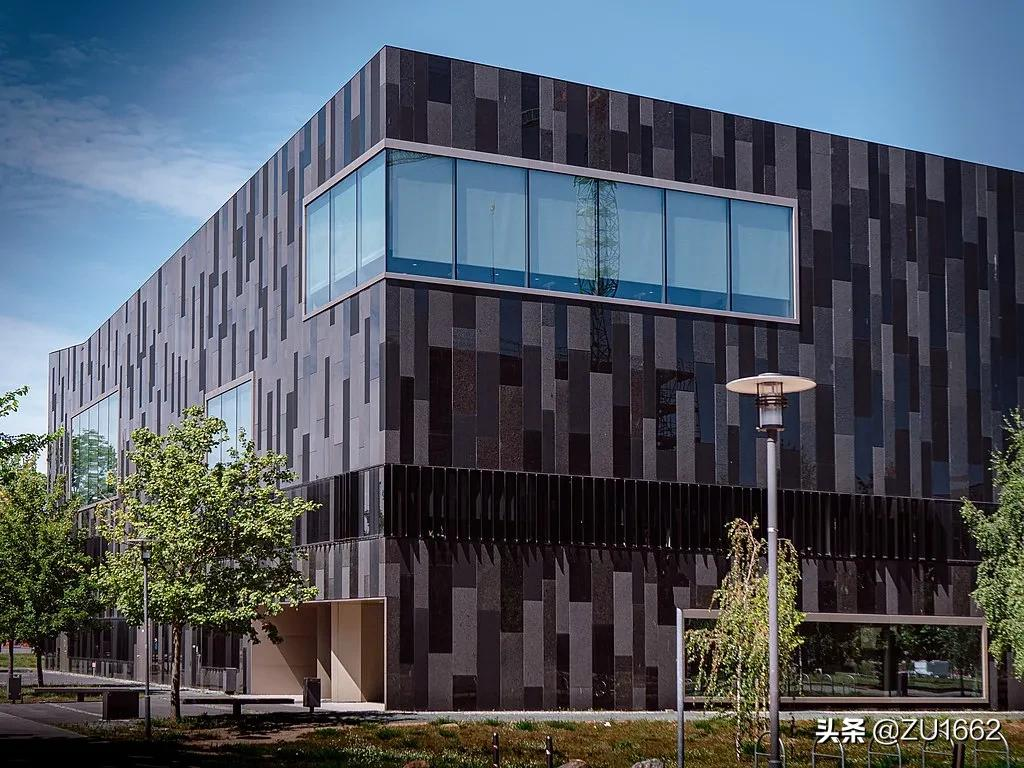 波茨坦大学，一所离柏林很近的大学