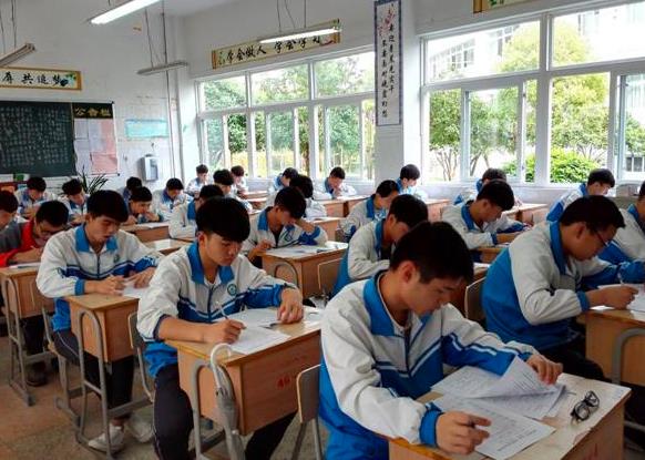 高考各地区的考卷都不一样，为何不实行全国统一命题高考？