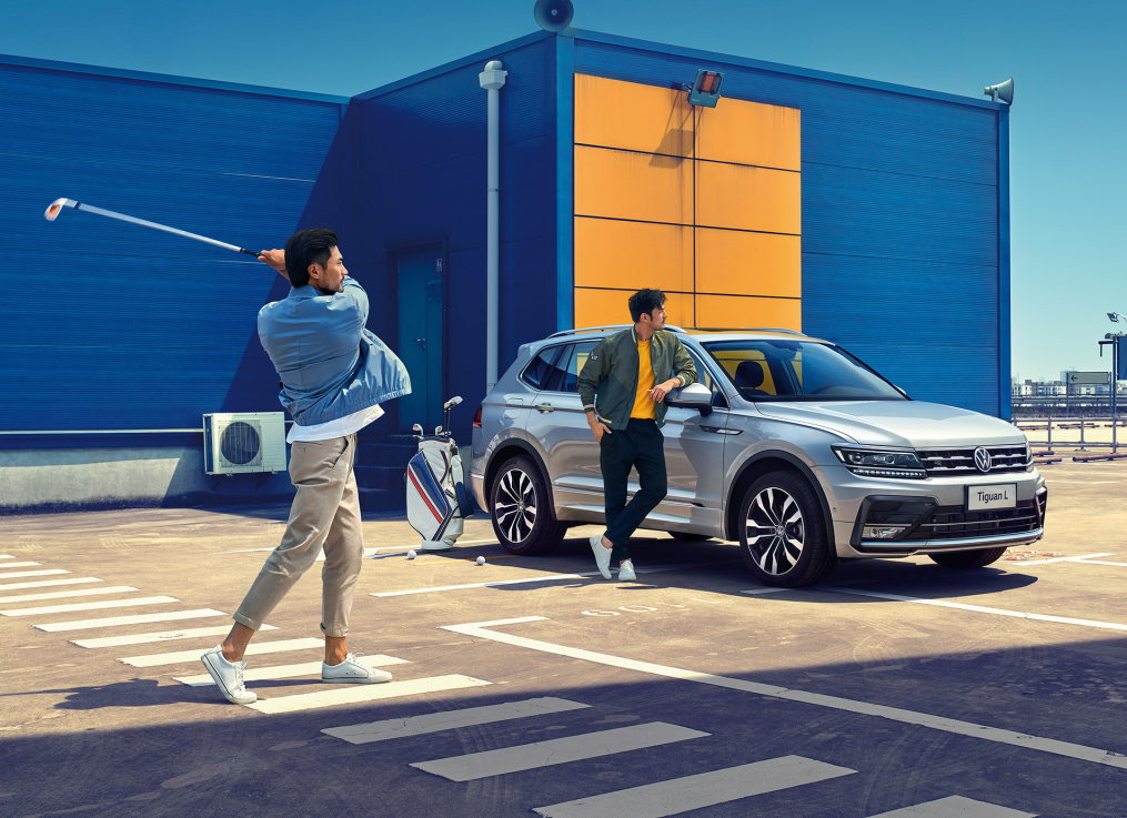 新款大众途观L上市，220匹马力+全时四驱，破百7.7秒