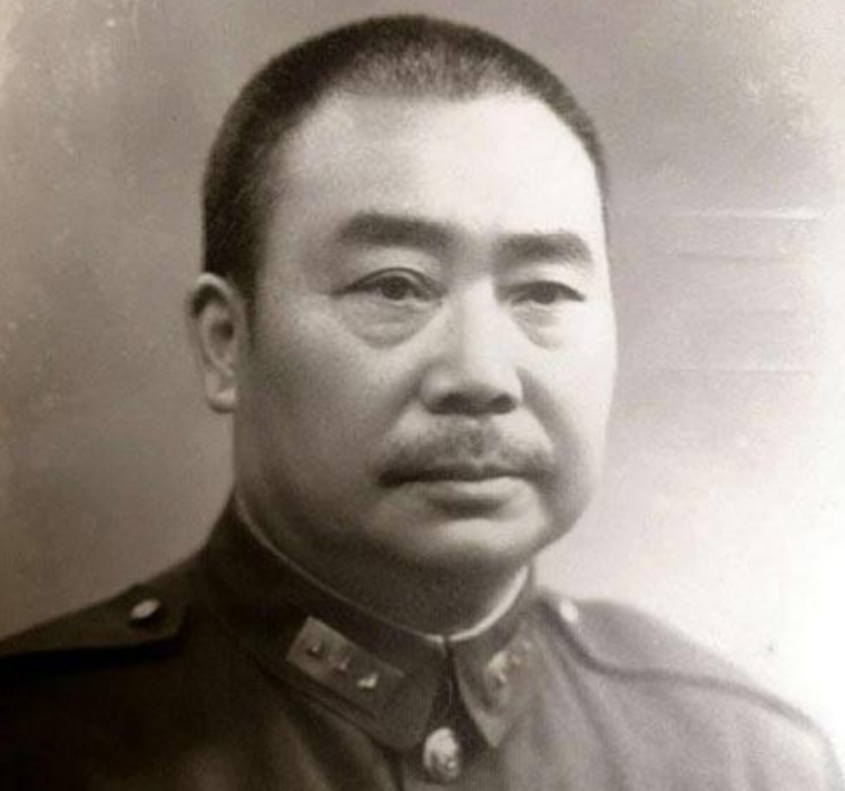 川军上报打死一红军将领，蒋介石看到名字却破口大骂，这是为何？