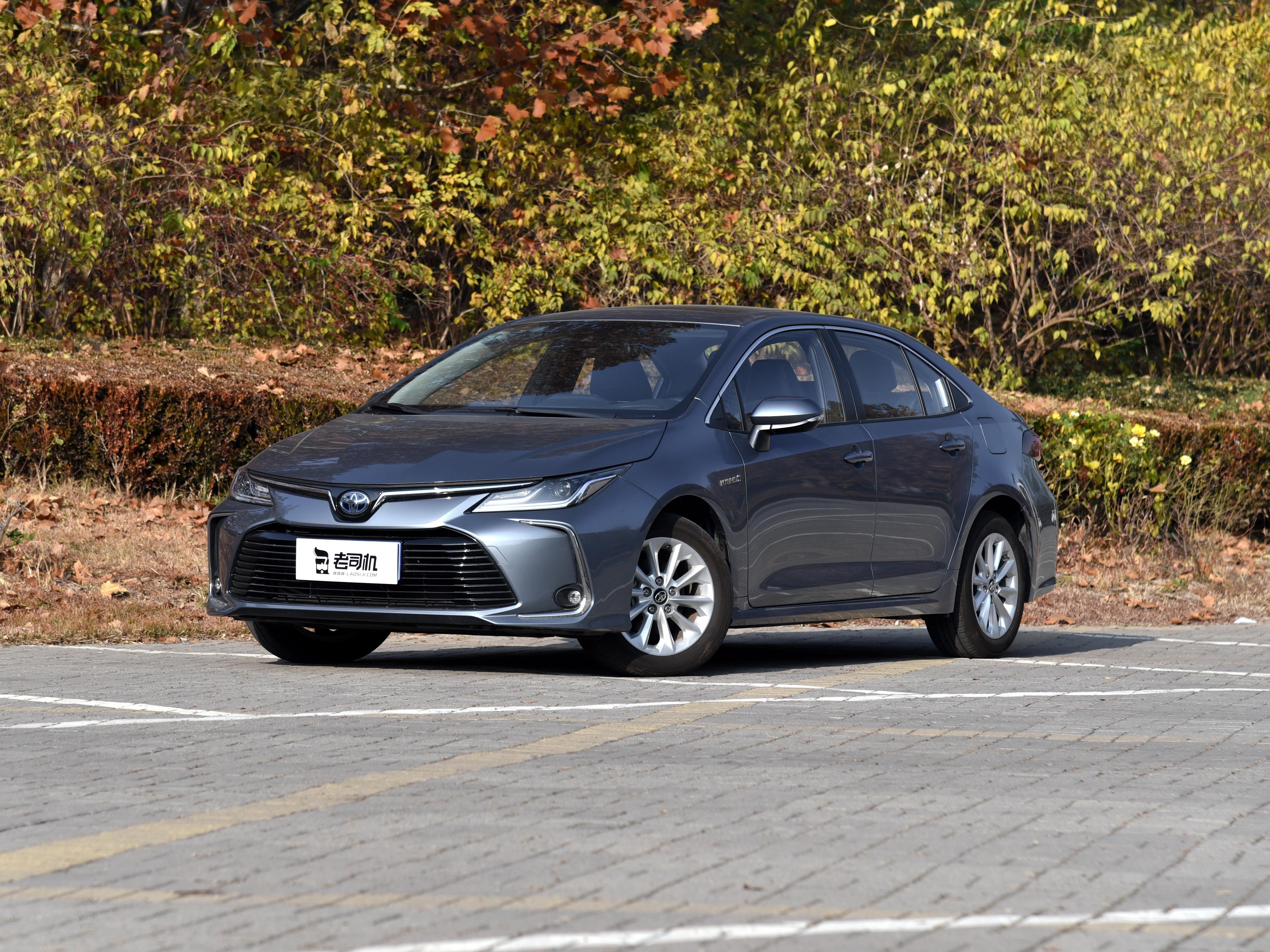 性价比高的混动家轿,丰田的混动系统够稳定,实拍卡罗拉