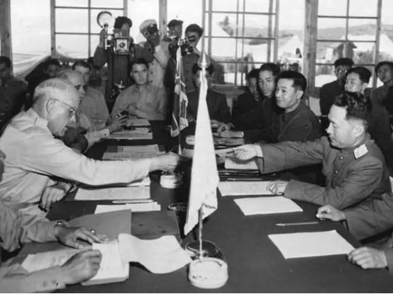 53年李克农建议，分开签署停战朝鲜协定，彭德怀：有这个必要吗？