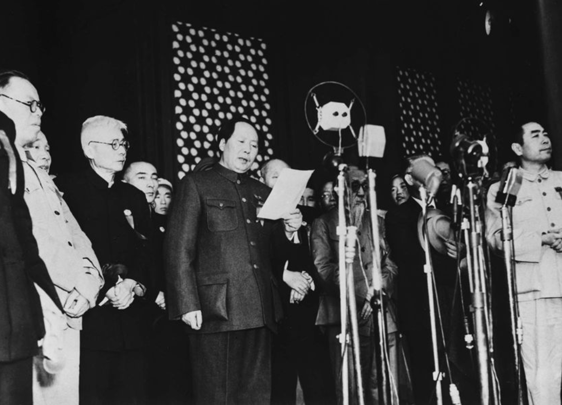 毛主席后人身负伟人“标签”，唯一嫡孙成为少将，长外孙下海经商