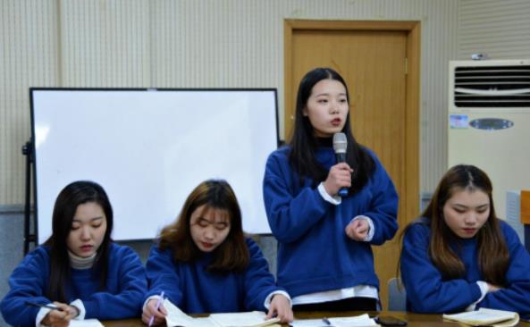 大学生提起学校脸红了，校名简称引发误会，黑龙江的大学尴尬了