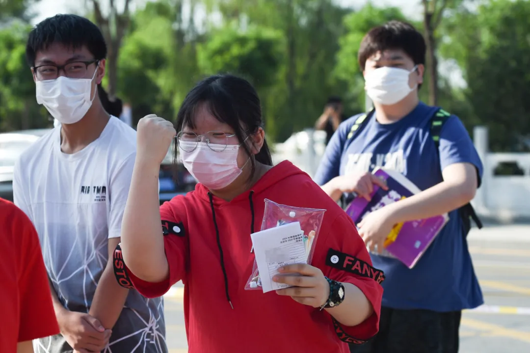 2021山西高考作文出炉！附过去44年山西高考作文题