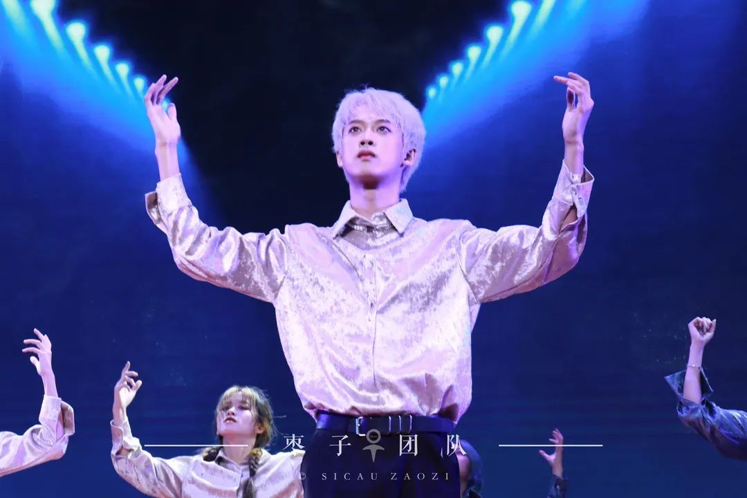 占地4500亩，坐拥3个校区，四川这所“双一流”火了，依山傍水风光绝美！