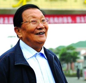 “中国第一村”倒下了？曾经家家住别墅开豪车，今负债389亿